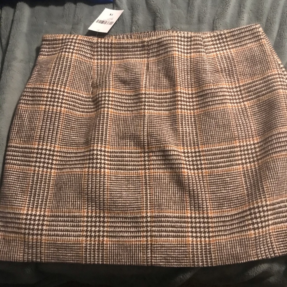 Plaid mini skirt